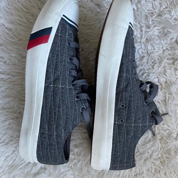 Pro Keds Men's size 9 Grey Quited Sneakers NWOT - Picture 4 of 6